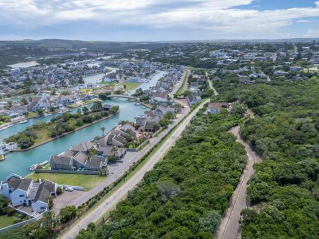 Property for sale in Bushmans River Mouth, Eastern Cape
