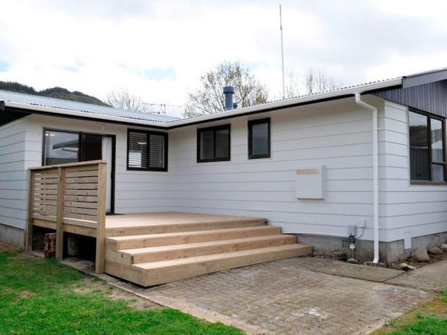 House for rent in Pauatahanui, Wellington