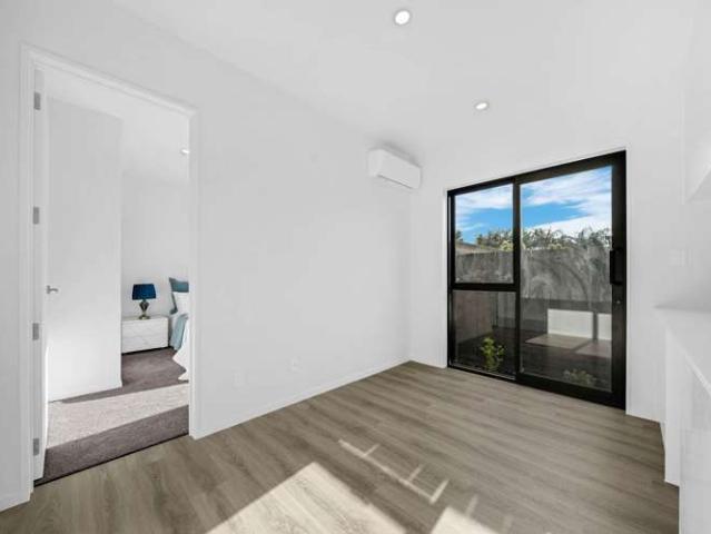 Townhouse for sale in East Tamaki
