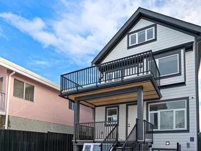 House for sale in Ottawa House for sale in Ottawa