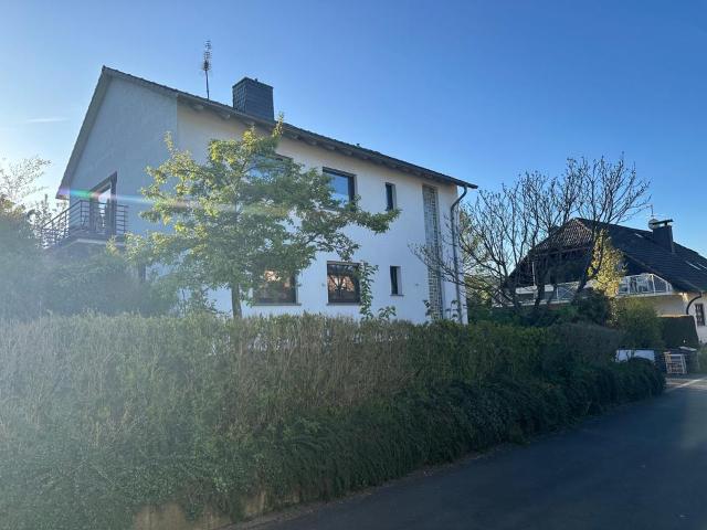 Haus kaufen in Warth, Hennef