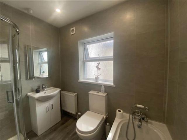 Terraced House to rent in Burnside, Ulster