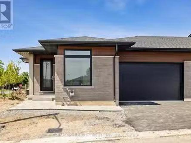 Condo for sale in Niagara, Ontario