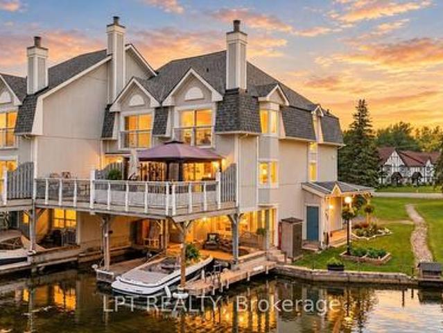 Townhouse for sale in Ramara Township, Central Ontario