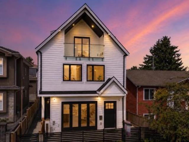 Duplex for sale in Hastings-Sunrise, Vancouver