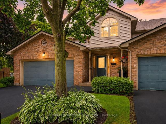 Condo for sale in Burlington, Ontario