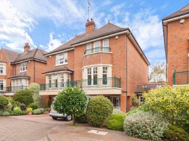 House for rent in London Borough of Barnet, Greater London