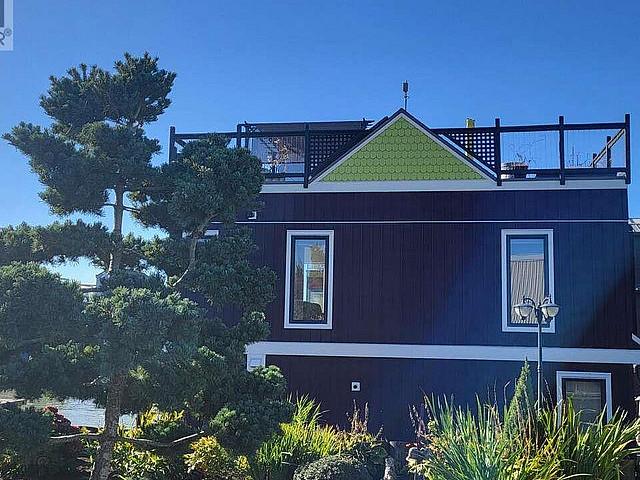 Condo for sale in Delta, British Columbia