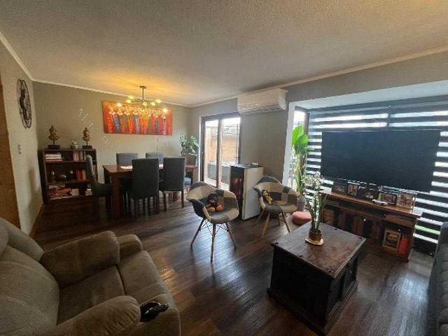 Casa en arriendo en La Florida, Metropolitana