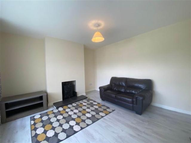 Terraced House to rent in Ramelton, Ulster