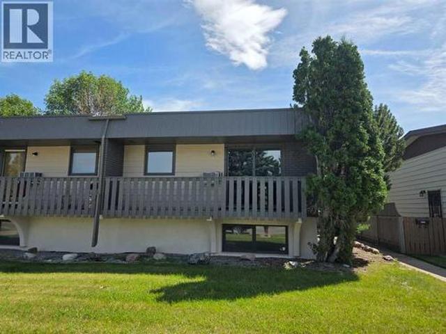 Condo for sale in Lethbridge, Alberta