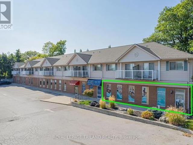 Commercial for rent in Lambton Shores, Ontario