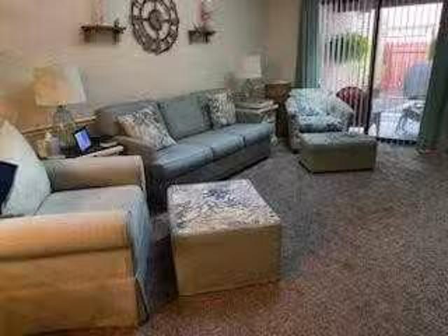 Condo for rent in Dayton