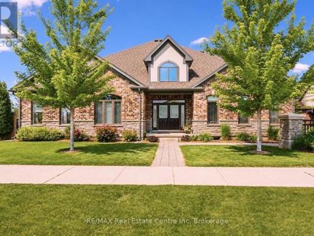 Townhouse for sale in Guelph, Ontario