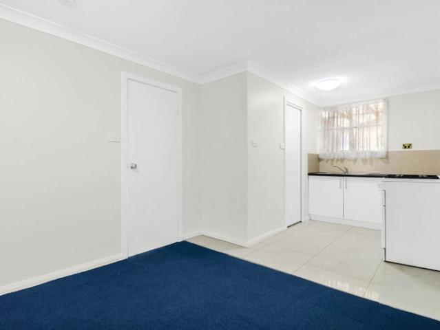 Granny Flat for rent in Sydney, New South Wales