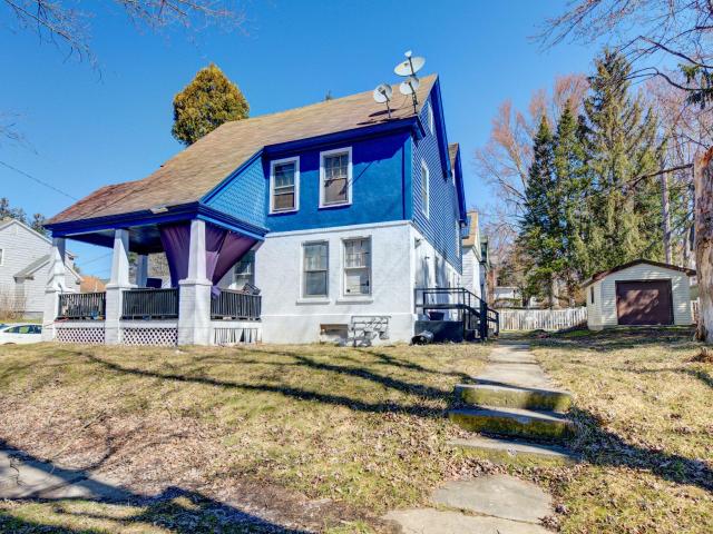 House for sale in Amsterdam, New York