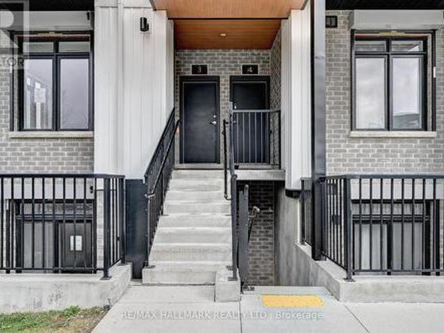 Townhouse for sale in Cambridge, Ontario