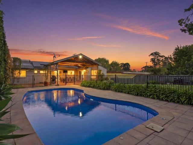 House for sale in Warnervale, New South Wales