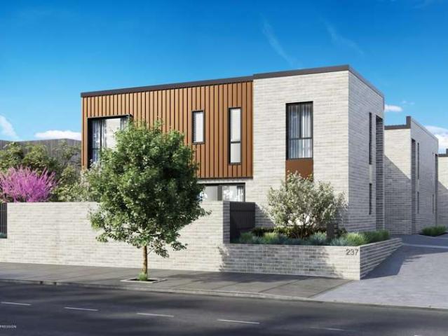 Townhouse for sale in Heathcote, Canterbury