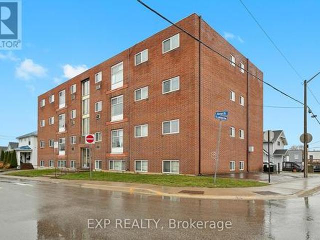 Property for rent in Niagara Falls, Golden Horseshoe