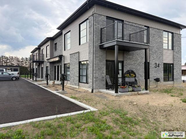 Apartment for rent in Sainte-Ursule, Mauricie