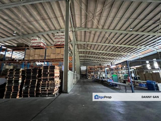 Warehouse for rent in Petaling, Subang Jaya
