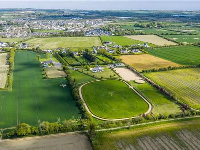 Detached House for sale in Lusk, North Tipperary