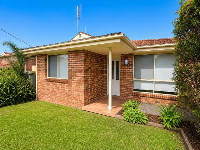 House for rent in Wollongong West, New South Wales