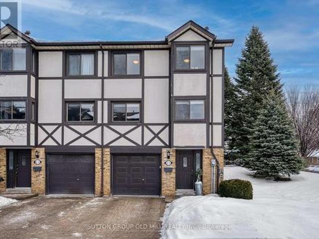 Townhouse for sale in Woburn, Ontario