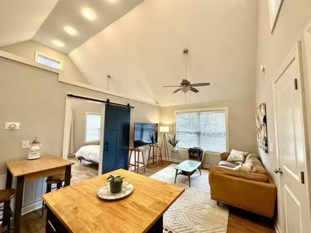 Condo for rent in Greenville