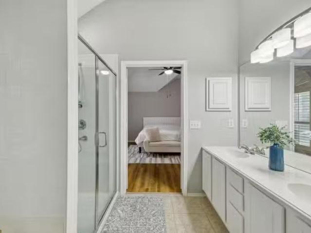 Condo for rent in Plano
