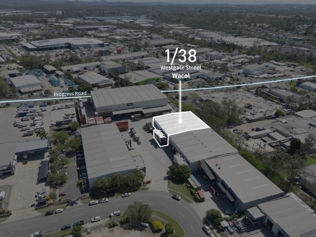 Warehouse for rent in Toombul, Queensland
