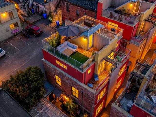 House for sale in Chinatown, Victoria