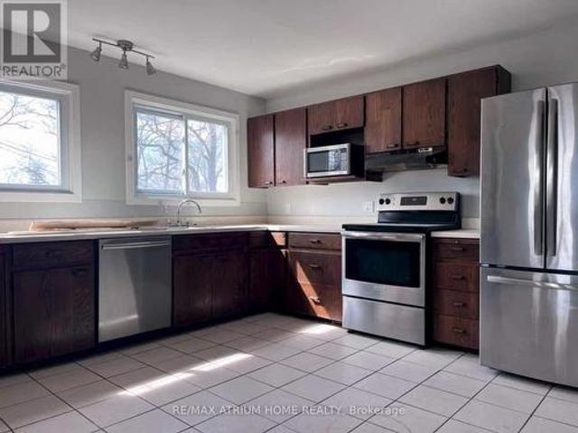 House for rent in Ontario