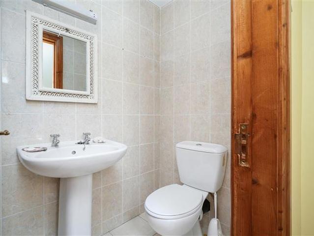 Terraced House for sale in Loch Garman, North Tipperary