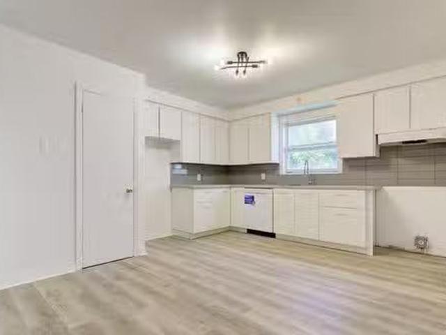 Apartment for rent in Brossard, Quebec