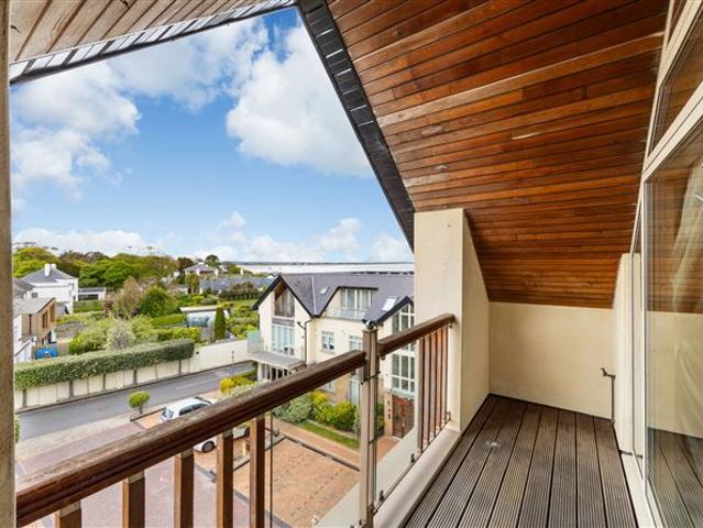 Flat for sale in Howth, North Tipperary