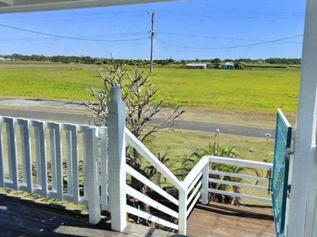 Cottage for sale in Calavos, Elliott Heads