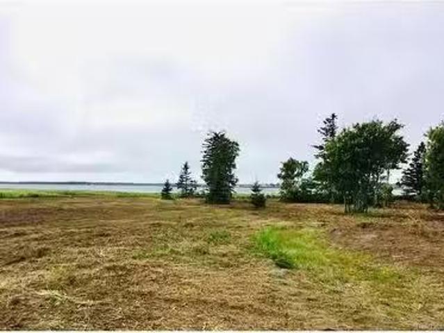 House for sale in Lameque, New Brunswick