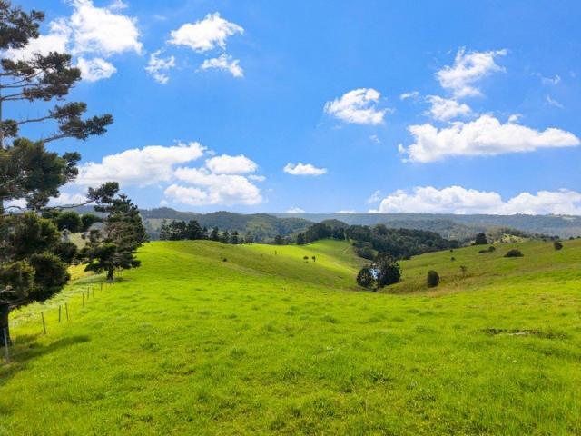 Land for sale in Kings Creek, Queensland