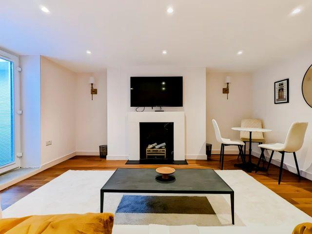 Apartment for rent in St. John's Wood, Greater London