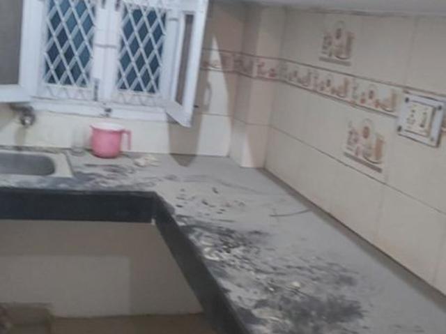Property for rent in Deri