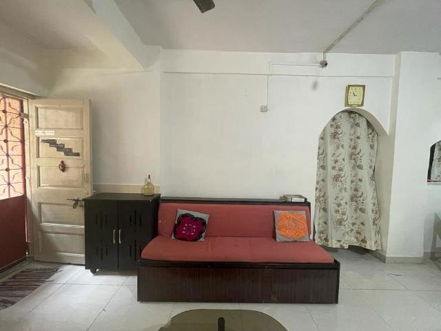 Property for rent in Deri