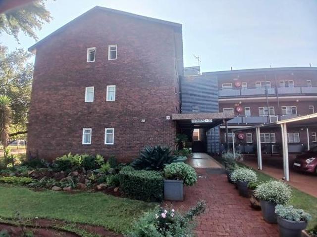 Apartment for rent in Waterkloof, Gauteng