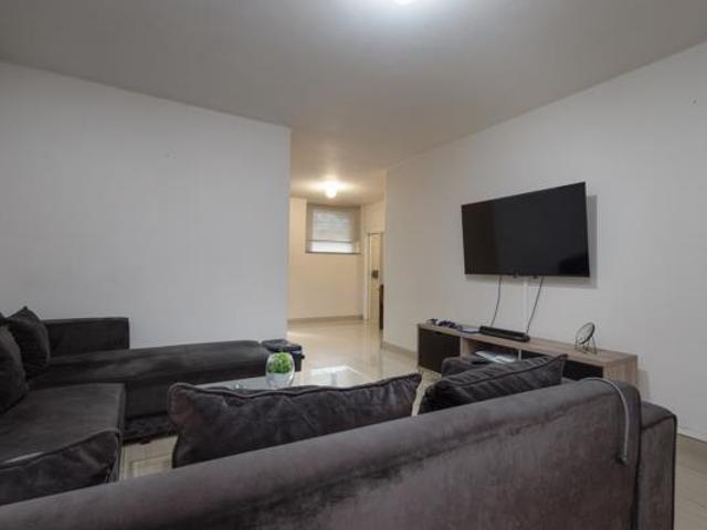 Apartment for sale in Seaview, Kwazulu-natal