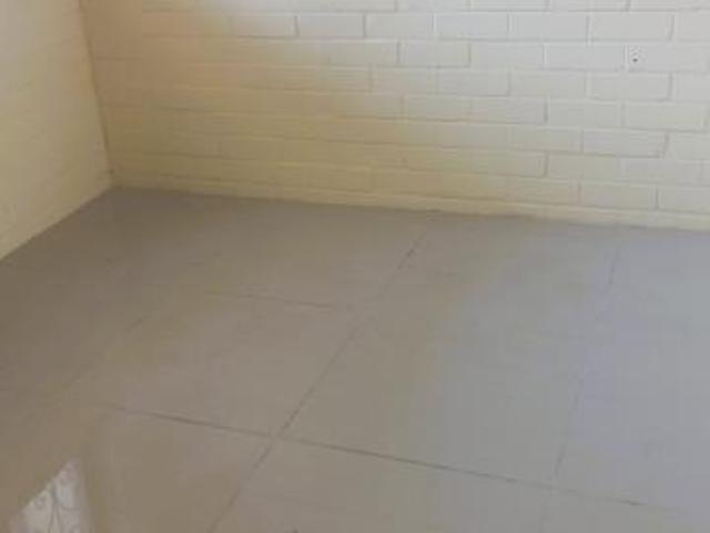 Apartment for rent in Seaview, Kwazulu-natal