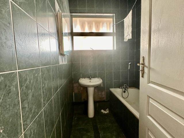 Apartment for sale in Seaview, Kwazulu-natal