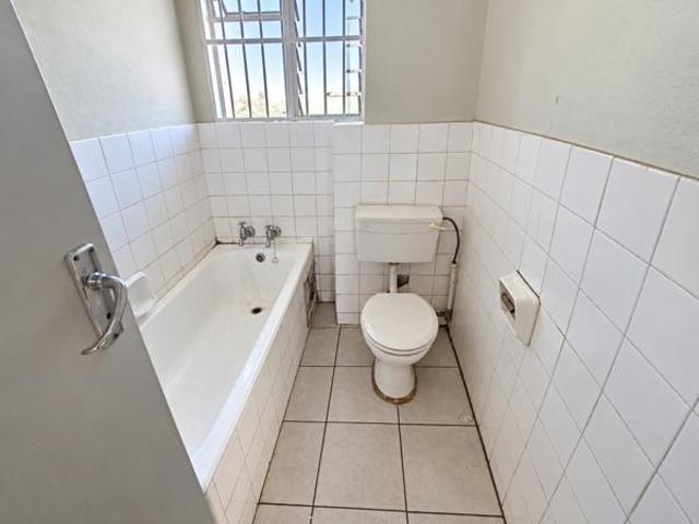 Apartment for rent in Waterkloof, Gauteng