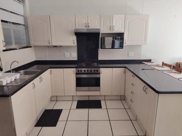 Apartment for rent in Kingsburgh, Kwazulu-natal