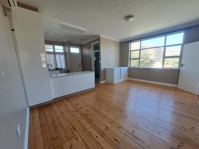 Apartment for rent in Seaview, Kwazulu-natal